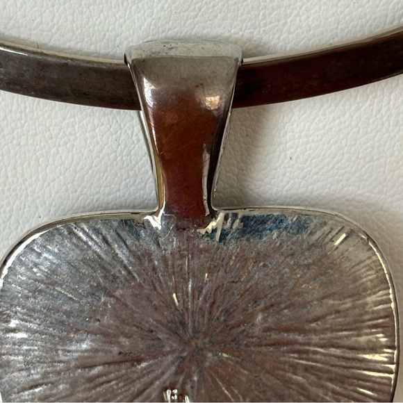 Lia Sophia Cabachon Stone Pendant Purples Pinks Blues - Picture 5 of 6